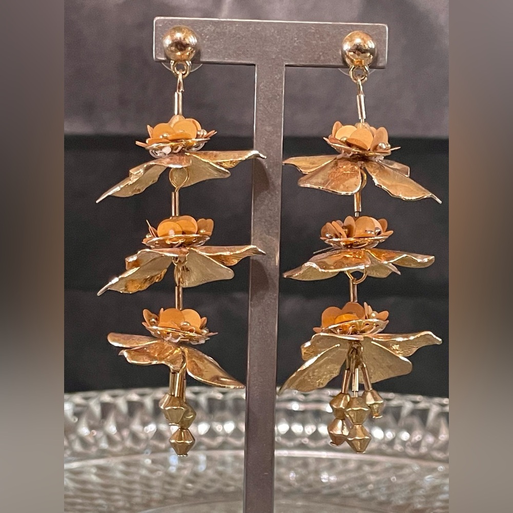 Gold Floral Drop Earrings - Women Jewelry - Picture 2 of 2